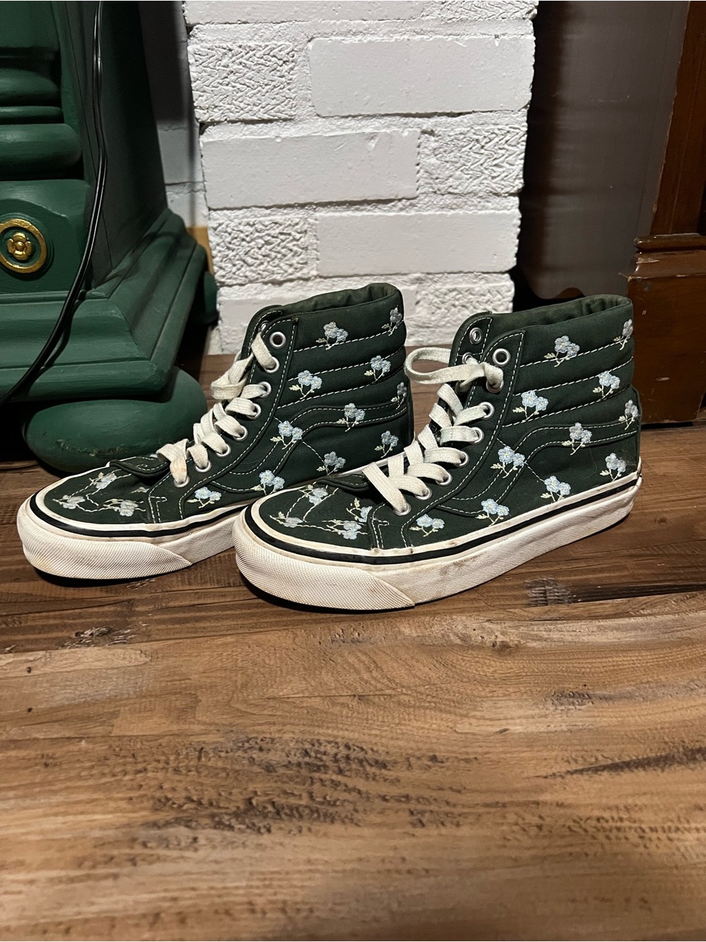 Vans Dark Green High-Top Floral Skate Sneakers